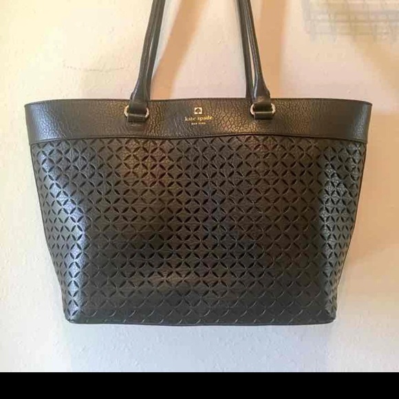 Beautiful Kate Spade Tote - Picture 1 of 6